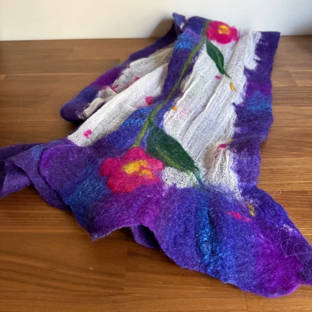 Handmade FANTASY FLOWER NUNO FELT SCARF in Purple and Pink